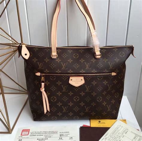 duplicate louis vuitton handbags.